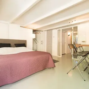 Apartamento Quiet For 4 At Park In Center, Ámsterdam